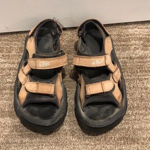 Womens Bite Golf Sandals size 8